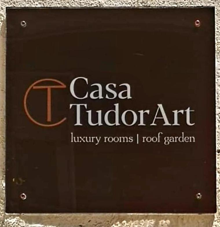 Casa Tudor Art Luxury Rooms Matera Exterior foto