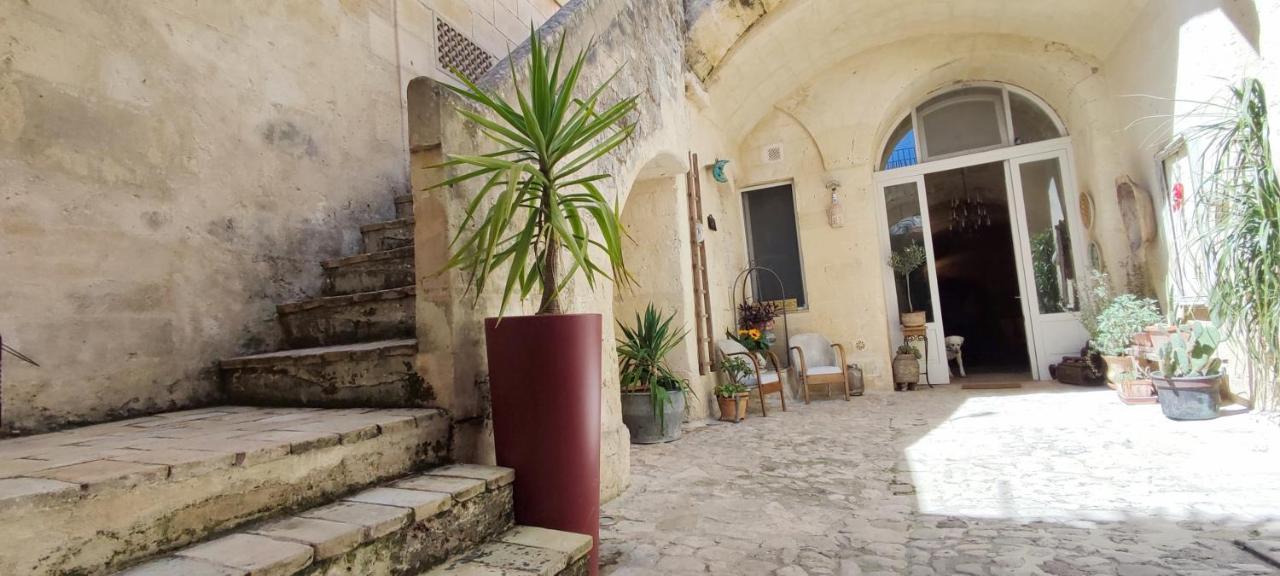 Casa Tudor Art Luxury Rooms Matera Exterior foto